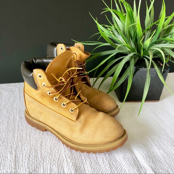 Timberland Wheat Nubuck Boots | Women’s Size 7 - Picture 4 of 7